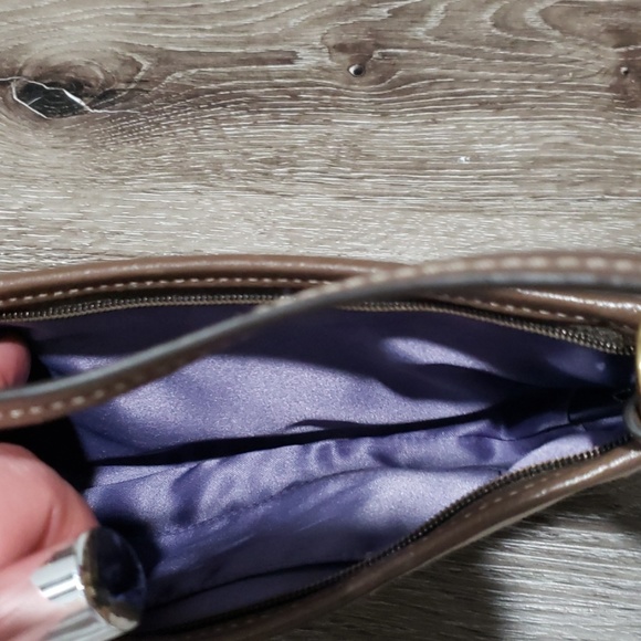 Coach purses - Picture 3 of 3